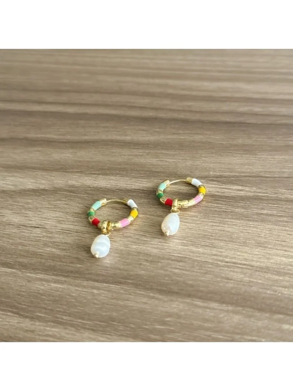 Pearl Hoop Earrings Q906